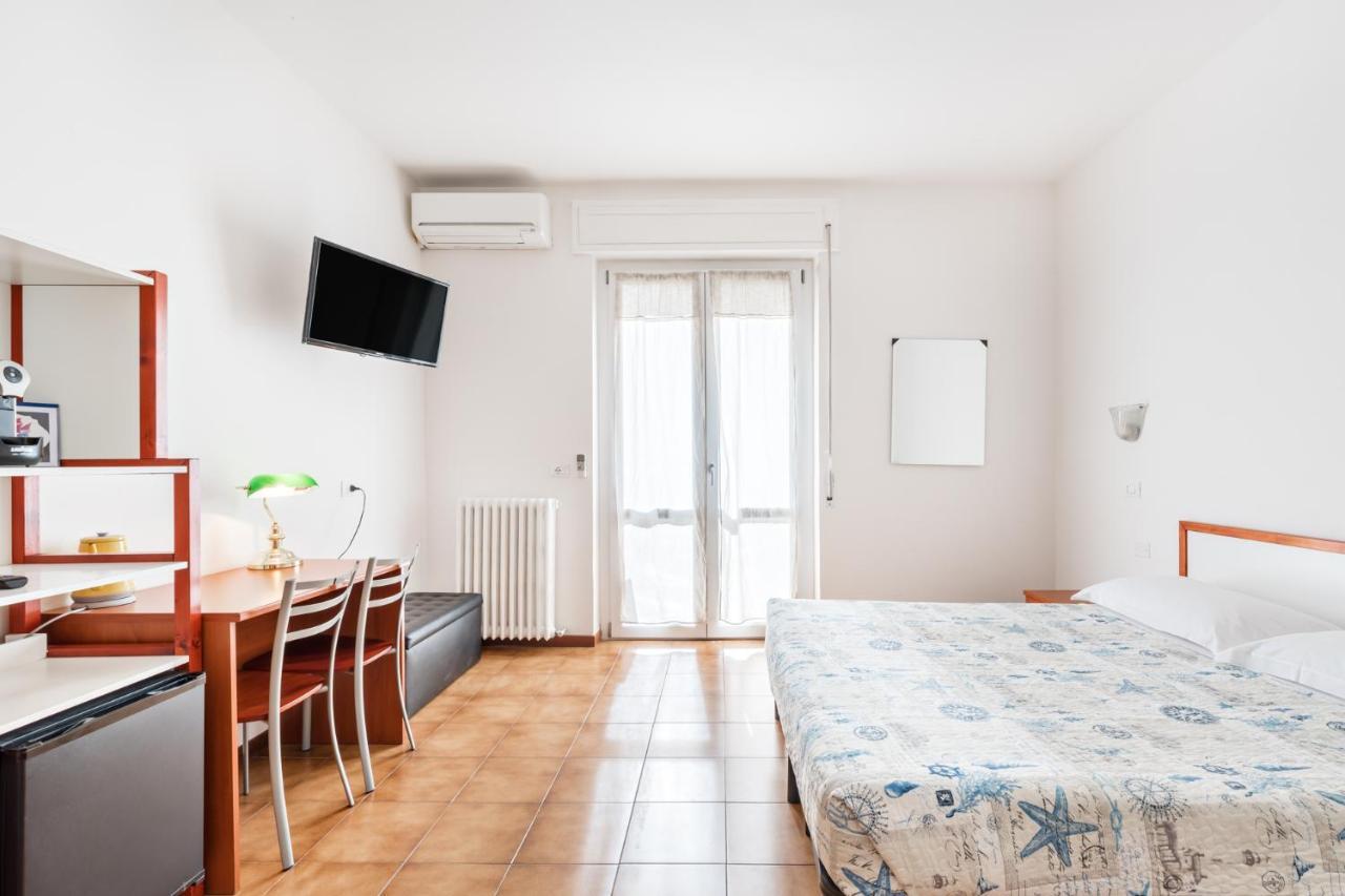 Lia Rooms 4 La Spezia Extérieur photo